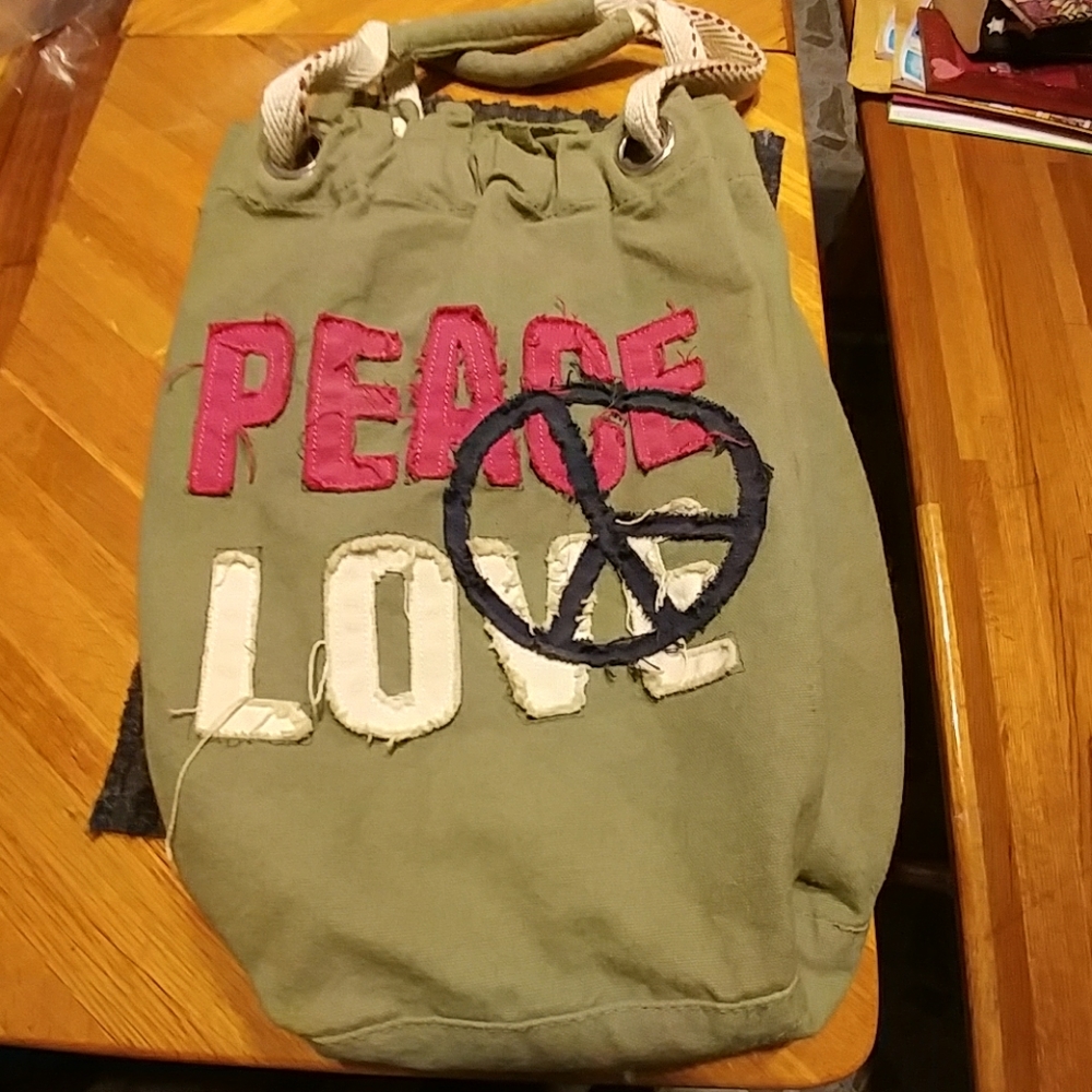 Hand bag